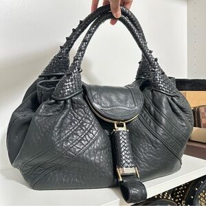 FENDI Nappa Nuvolata Spy (Black)